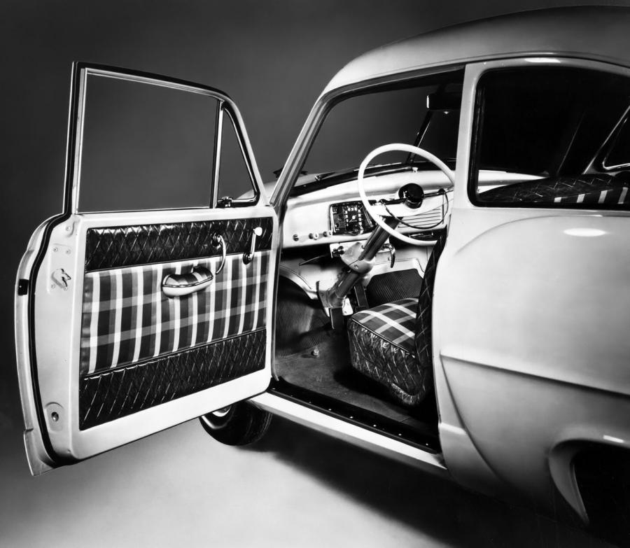 Интерьер Allstate 2-Door Sedan 1952 года  (фото 3 из 3)